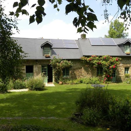 Le Lavoir De Julia Bourgvallees Exterior foto